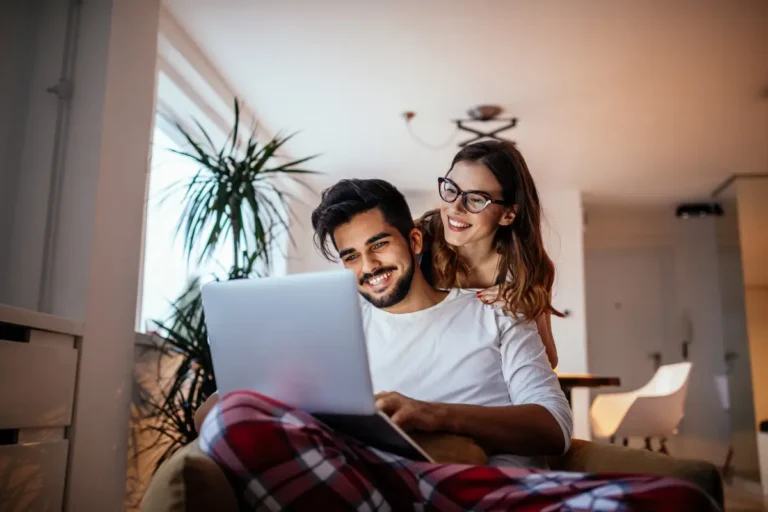 Como Viver de Internet: 4 Princípios do Marketing Digital que Funcionam 1 Como Viver de Internet